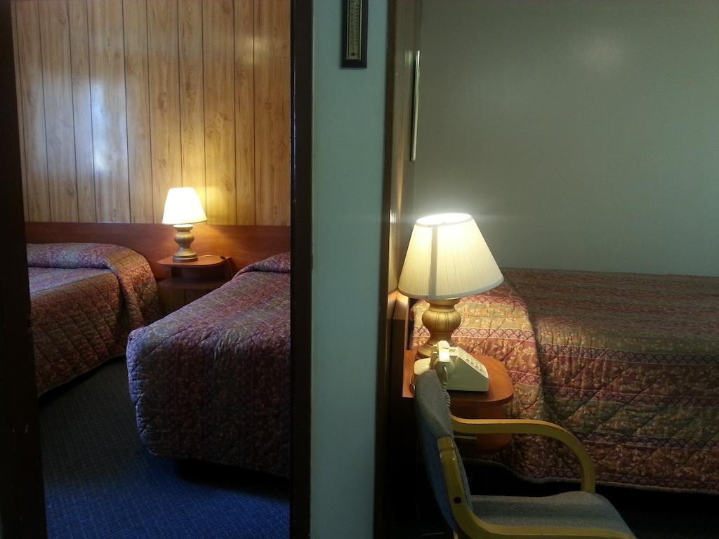 Evening Star Motel Greenwood Rum bild