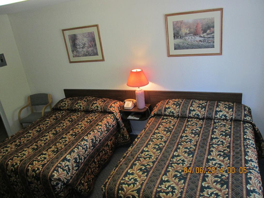 Evening Star Motel Greenwood Rum bild